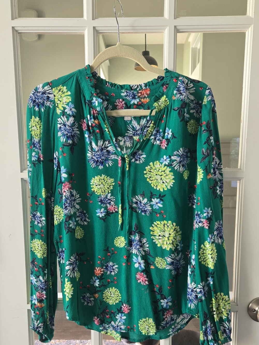Loft Green Floral Long-Sleeve V-Neck Women's Blouse